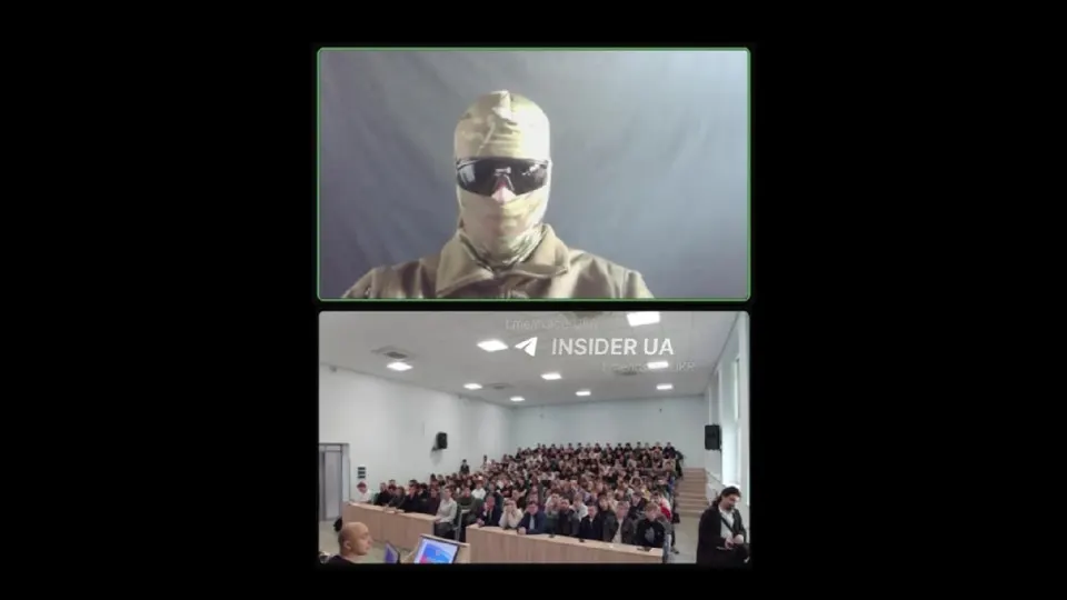 Украинский военнослужащий неожиданно вышел в эфир закрытой конференции Кубанского аграрного университета, где студентов убеждали подписывать контракты с Минобороны для участия в войне, и публично предупредил их, что на фронте их ждет почти неизбежная гибель.