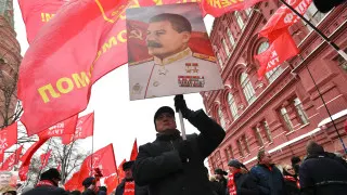 Режиссёр Владимир Бортко начал работу над художественным фильмом об Иосифе Сталине, над сценарием которого трудился 15 лет. Лента призвана по-новому показать фигуру советского лидера и пересмотреть сложившиеся о нём представления.