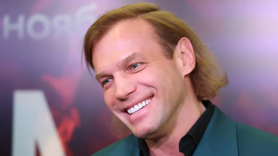 Следствие завершило дело о поставках контрафактных китайских деталей для модернизации автомата АК-12 по гособоронзаказу, ущерб оценен почти в 38 млн рублей.