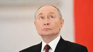Владимир Путин заявил, что вся страна должна трудиться «ради фронта», по аналогии с Великой Отечественной войной, пообещал довести до конца цели кампании в Украине и продолжить формирование «зоны безопасности» на границе, на фоне сообщений о подготовке к возможной новой волне мобилизации.