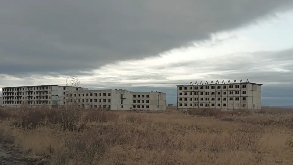 Несмотря на призывы к многодетности, ограничения абортов и пропаганду «традиционных ценностей», рождаемость в России продолжает снижаться, обновляя антирекорды впервые за более чем двести лет.