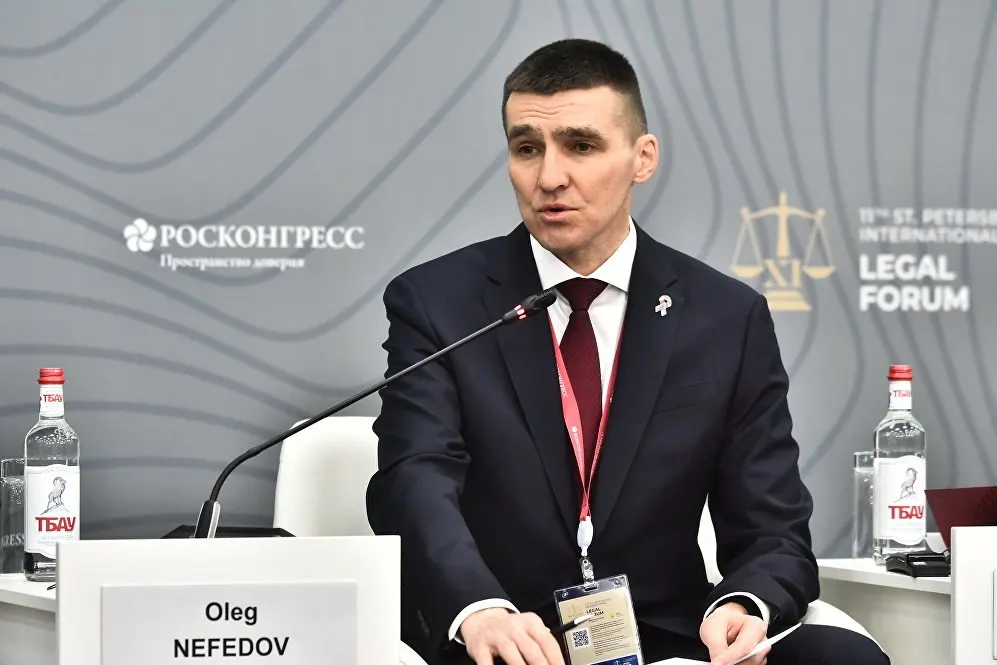 Высшая квалификационная коллегия судей 26 мая рассмотрит ходатайство о рекомендации Олега Нефедова на должность зампреда Верховного Суда и председателя коллегии по гражданским делам. Ранее Нефедов выносил решения о признании ряда организаций и юридических лиц экстремистскими.