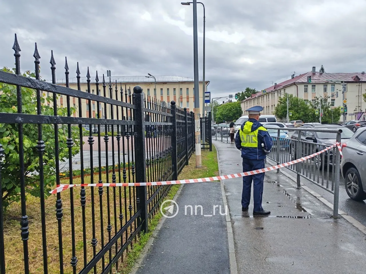 Ночью над регионом были уничтожены дроны; в Нижнем Новгороде пострадало здание областного суда. По данным губернатора, пострадавших нет, на месте работают экстренные службы.