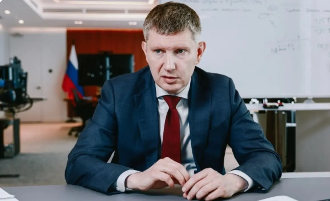 Министр Максим Решетников отметил реализацию структурных реформ, бюджетную консолидацию и сохранение гибкости экономики как ключевые направления для повышения инвестиций, занятости и производительности.