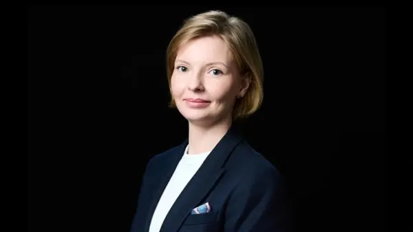 С 1 сентября администраторы доменов в зонах .ru, .рф и .su обязаны будут проходить идентификацию через портал Госуслуги. Нововведение заставит компании пересмотреть управление своими цифровыми активами и провести аудит доменных портфелей.