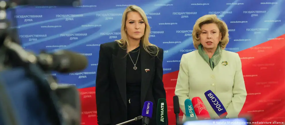 Госдума утвердила Яну Лантратову на пост омбудсмена. Она пообещала сосредоточиться на поддержке участников СВО и уязвимых групп, но правозащитники встретили назначение скептически.