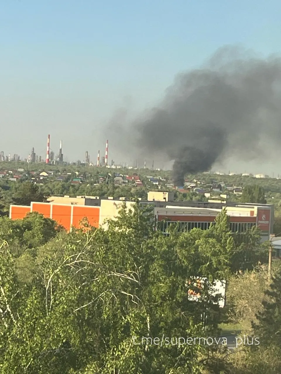 За ночь в разных регионах зафиксированы атаки беспилотников с пострадавшими, задержания по уголовным делам, начаты работы по восстановлению повреждённого этнокомплекса, а также приняты решения по патентам и визовому режиму с Китаем.