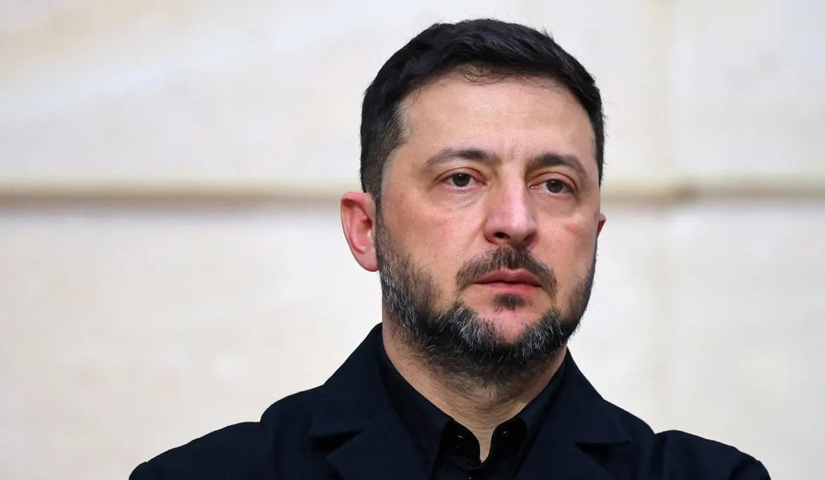 Президент Украины назвал заявление Путина на ПМЭФ «слабым ответом» и подтвердил призыв к временной паузе в боевых действиях и переговорам на нейтральной площадке.