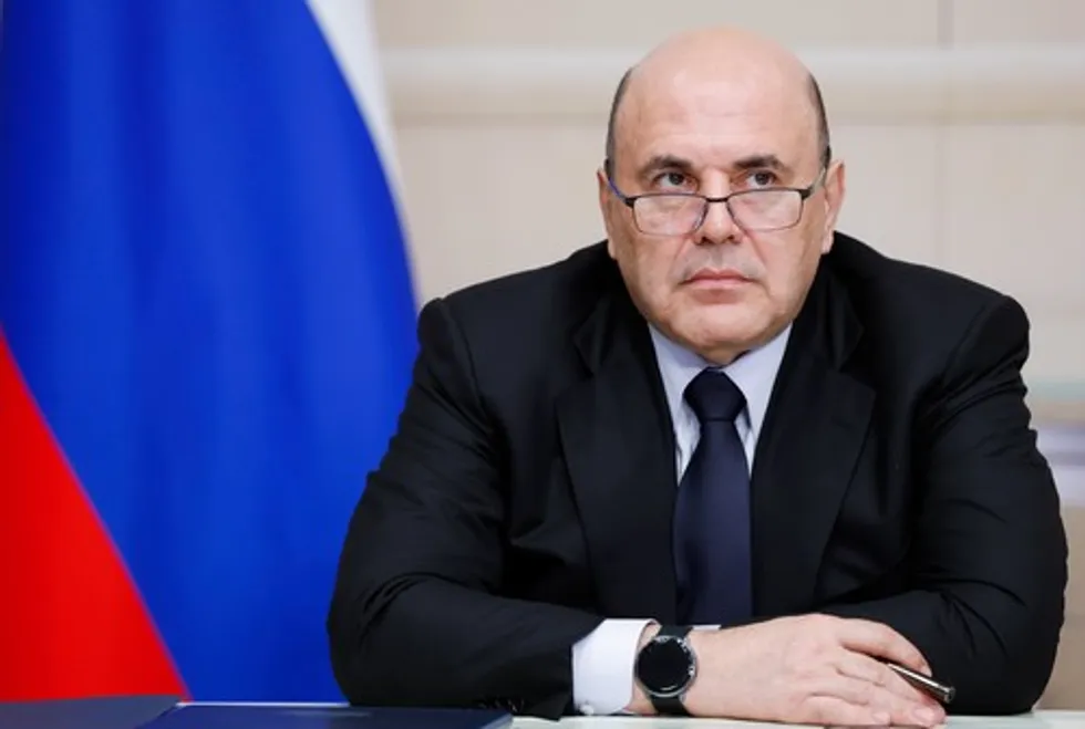 По данным утечек, в 2022 году сестра главы правительства разместила в Газпромбанке 12 млрд рублей — при официальных доходах в несколько десятков тысяч рублей в месяц и наличии дорогостоящей недвижимости в Подмосковье.