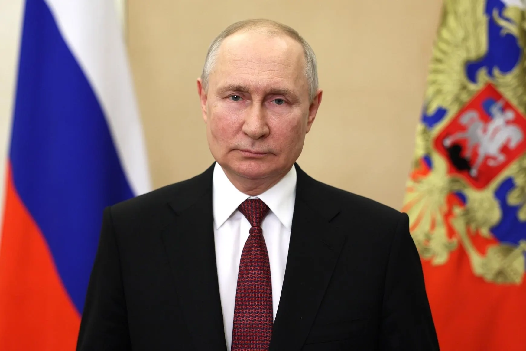 Указ, опубликованный 12 июня, расширяет круг получателей и направления поддержки фонда, в том числе для ветеранов, ставших инвалидами в результате боевых действий и тех, кто продолжает службу с ограничениями по здоровью.