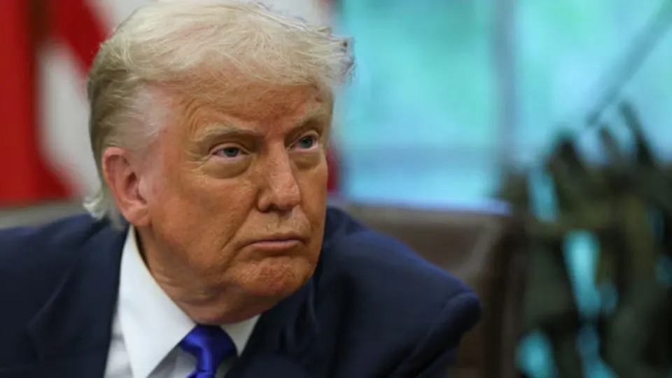 На саммите G7 президент США заявил о готовности усилить давление на Россию и помочь Украине при условии, что европейские партнёры помогут в расчистке Ормузского пролива. Лидеры G7 договорились об усилении санкций против нефтегазового сектора и увеличении поставок ПВО.