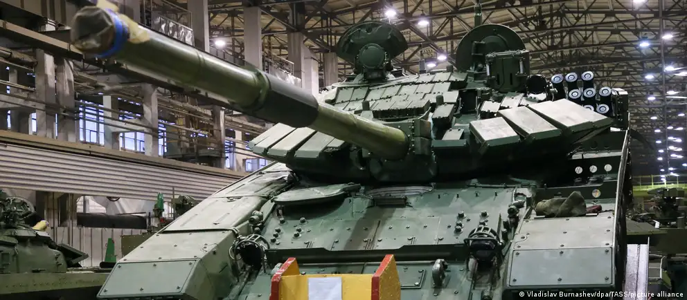 Европейские спецслужбы предупреждают о «взрывоопасной ситуации» в российском банковском секторе: внешний пакет санкций может стать триггером на фоне роста просрочек, массовых долгов и падения резервов.