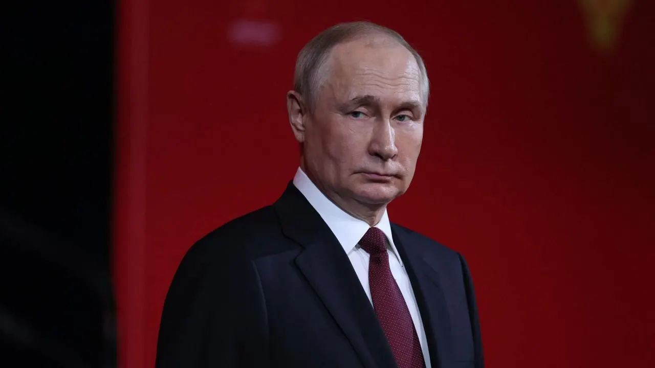 Кремль отклонил инициативу президента Казахстана о прекращении огня и возвращении к «Стамбульскому формату». По словам Пескова, заморозка невозможна без выполнения российских условий.