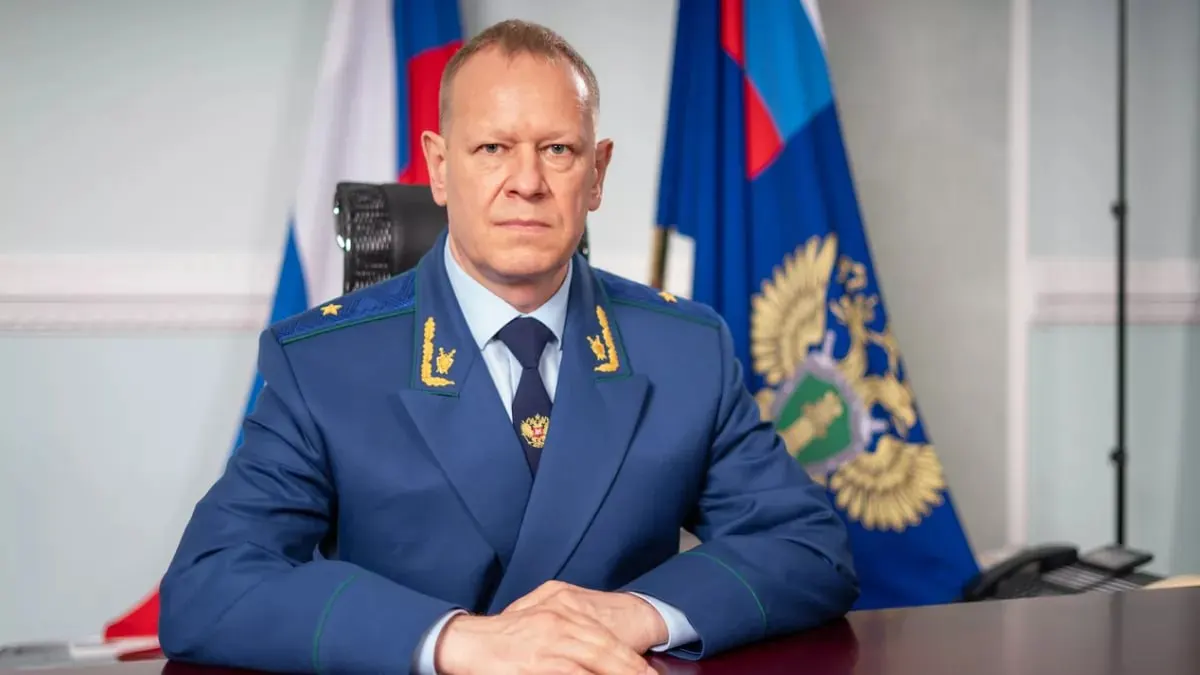 Президент направил в Совет Федерации кандидатуру Николая Рябова. Сенаторы проведут консультации по назначению прокуроров в 11 регионах 16 июля; окончательное решение примет президент.