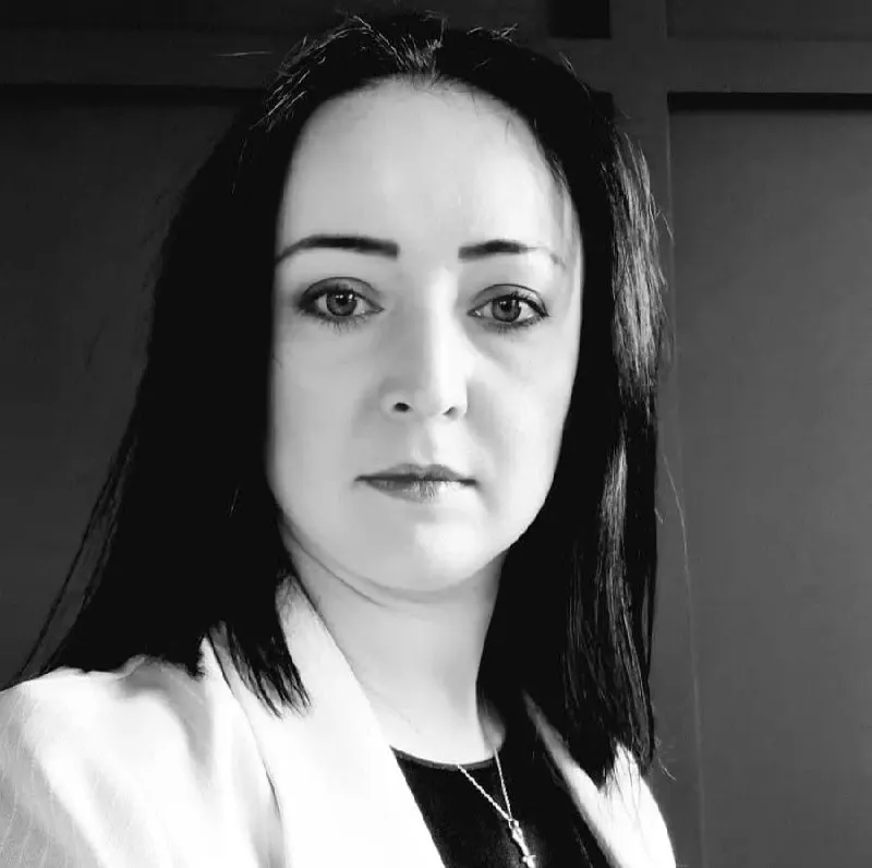 Конституционный суд признал, что взрослые дети имеют право требовать лишения родительских прав родителей, если те совершили в отношении них насилие в детстве, отменив формальные отказы судов.