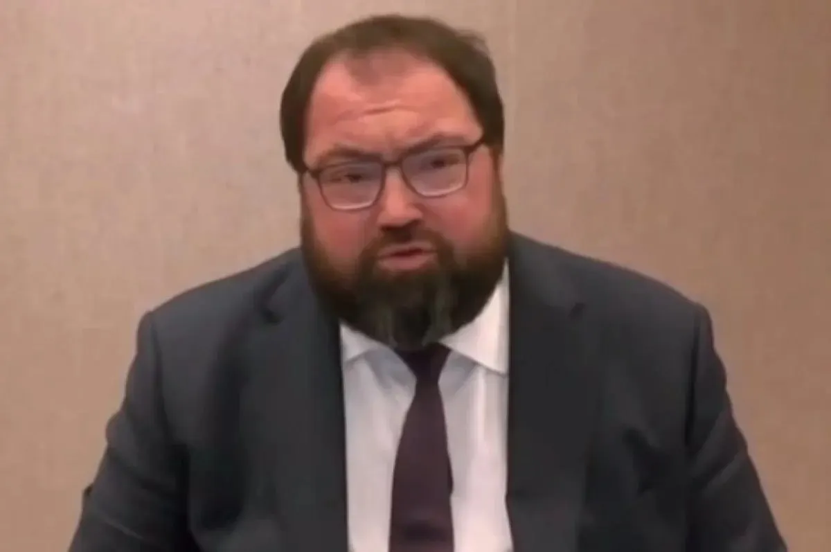 Глава Минцифры заявил, что механизм проверки разработчиков Google может повлиять на возможность установки российских мобильных приложений на устройства под управлением Android.